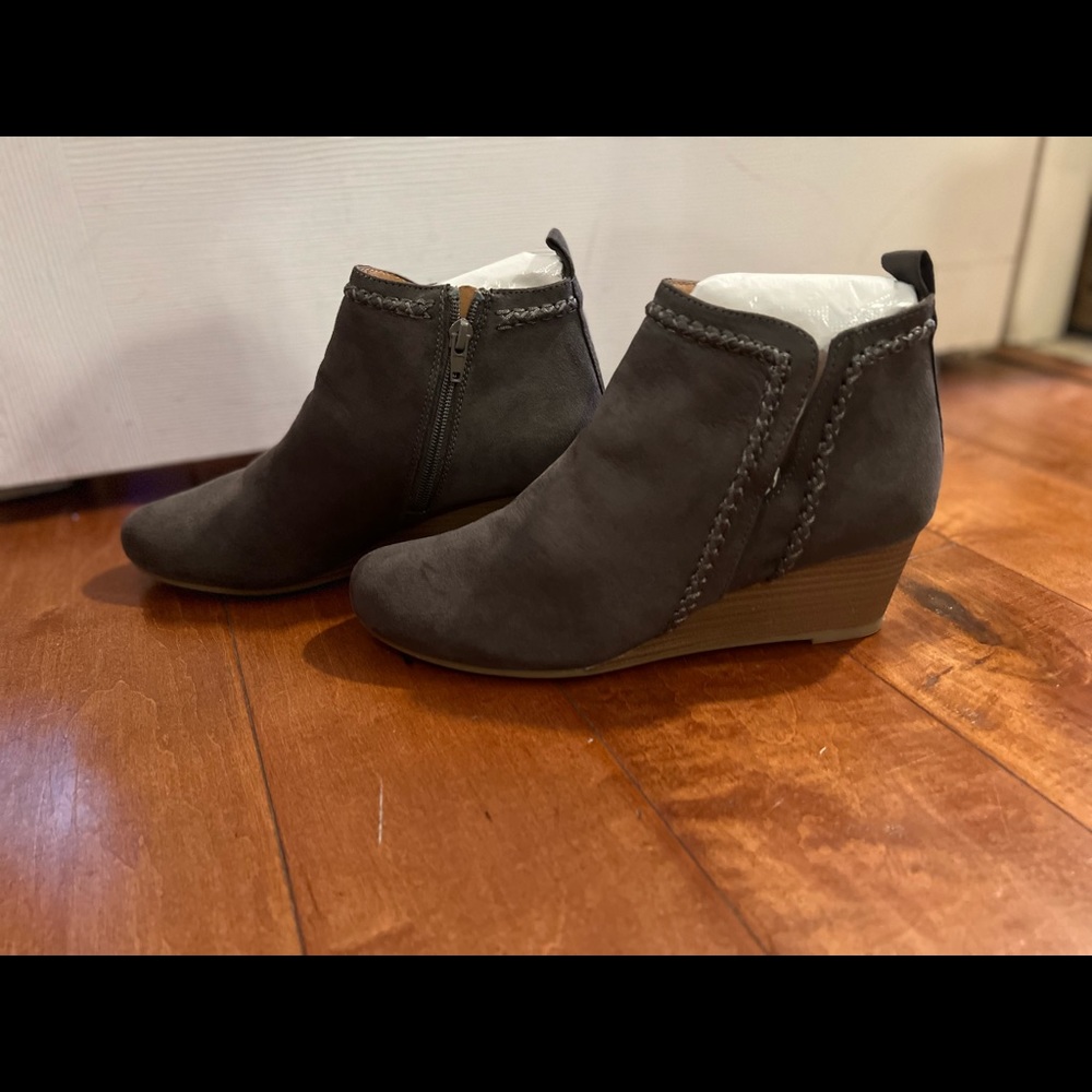 DV8 Blythe whipstitch wedge bootie! NWT! Never worn!